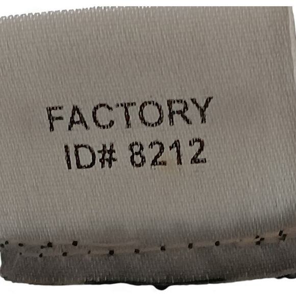 Vintage Ann Taylor 100% Silk Floral Blouse Black Size 10 Made in India - Picture 11 of 12